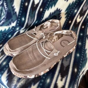 Women’s camo Hey Dude